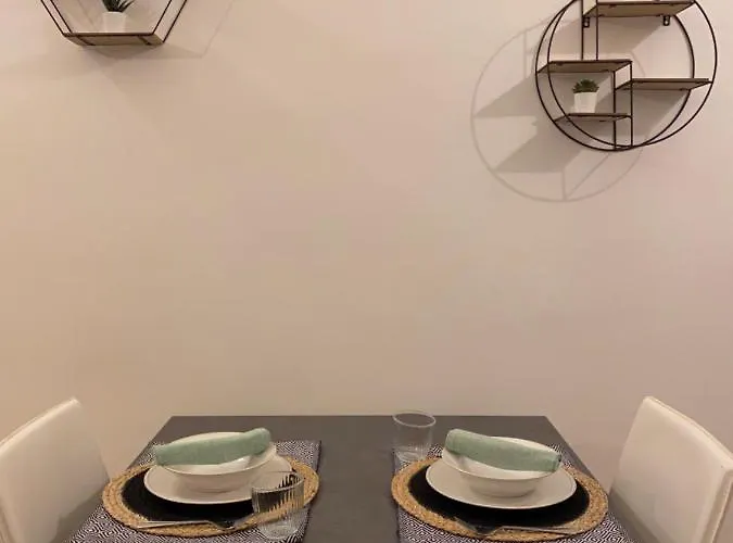 Civico 107 - With Private Parking 夸尔图-圣埃莱娜